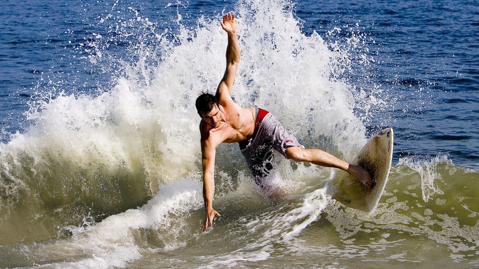 惊心动魄，亚冠比赛战况瞬息万变，亚冠比赛结果